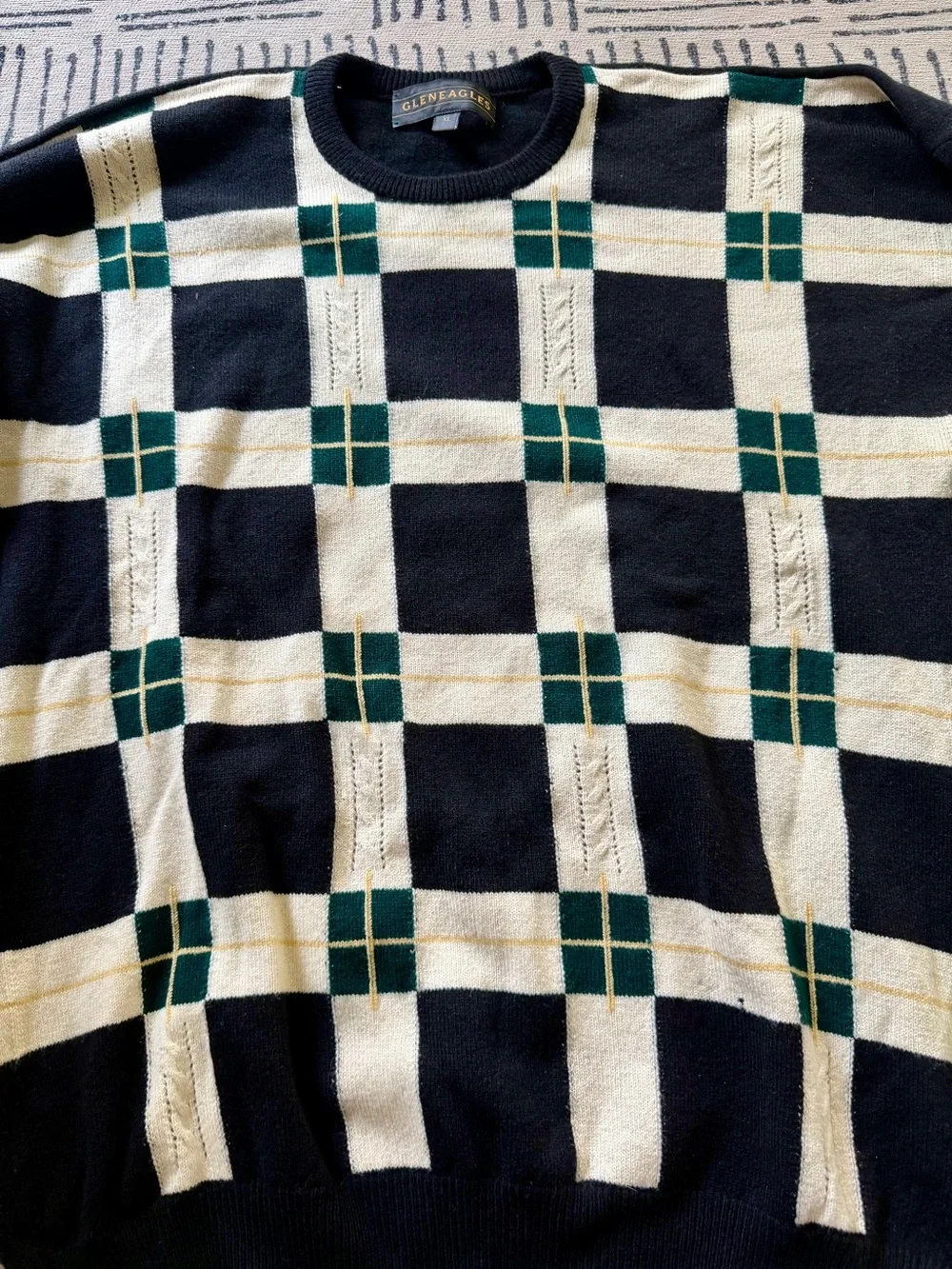 Vintage 90s Gleneagles Black & Cream Plaid Crewneck Sweater